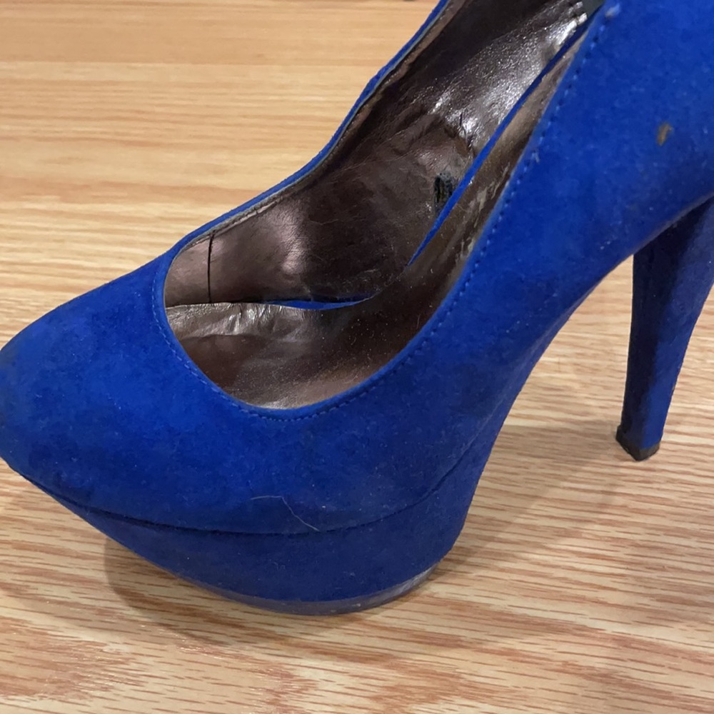 Blue heels - Picture 5 of 6